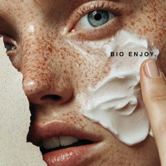 Damask rose, organic argan oil and hyaluronic acid — key ingredients of Born to Bio Night Cream